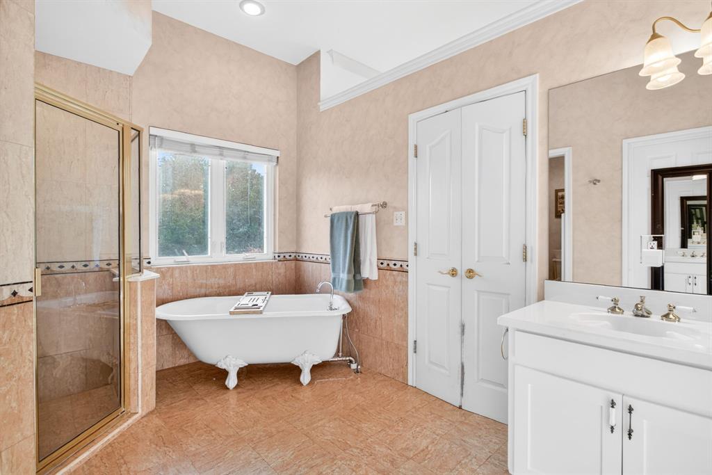 The Oaks At Fall Creek Country Estates Ph Three - Residential