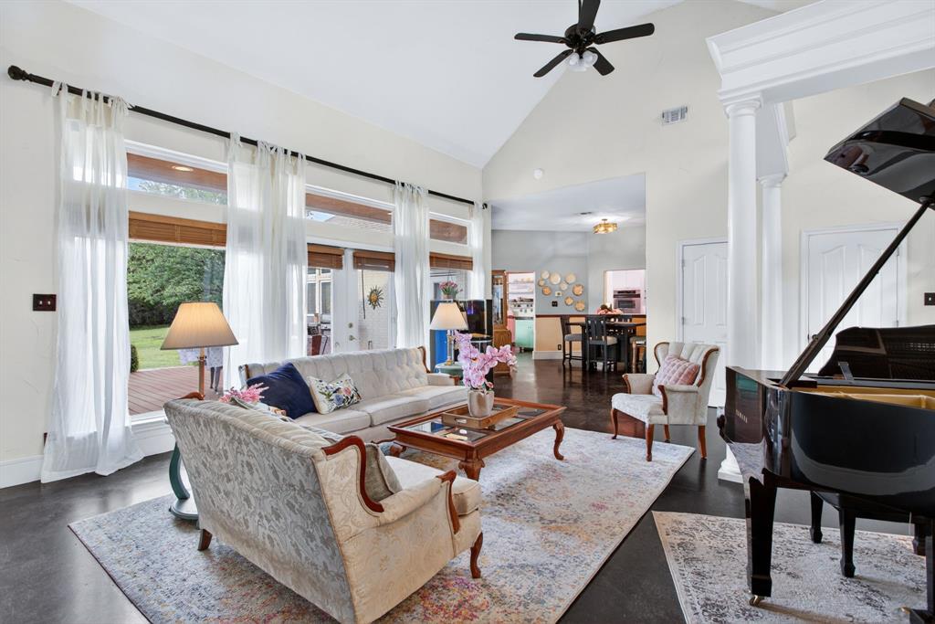 The Oaks At Fall Creek Country Estates Ph Three - Residential