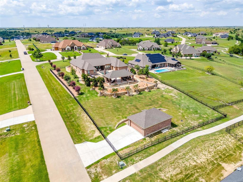 Bella Flora - Residential