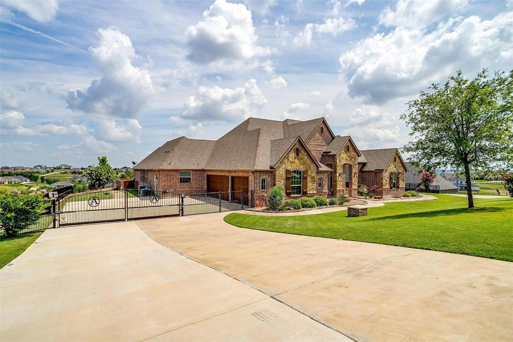 Bella Flora - Residential