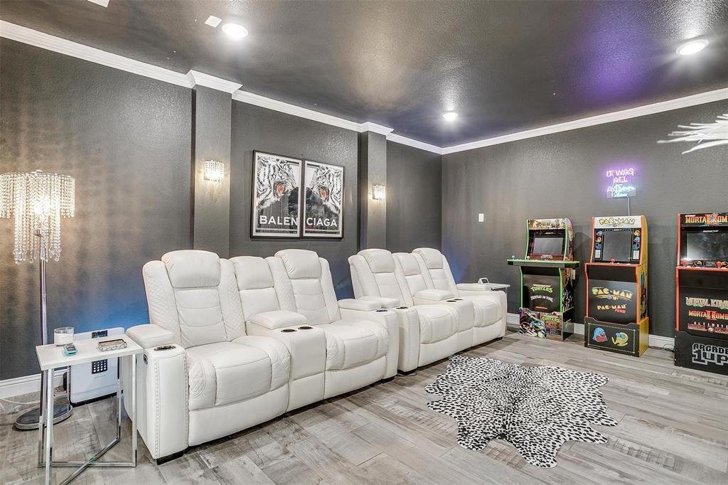 Bella Flora - Residential