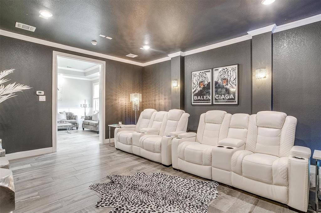 Bella Flora - Residential