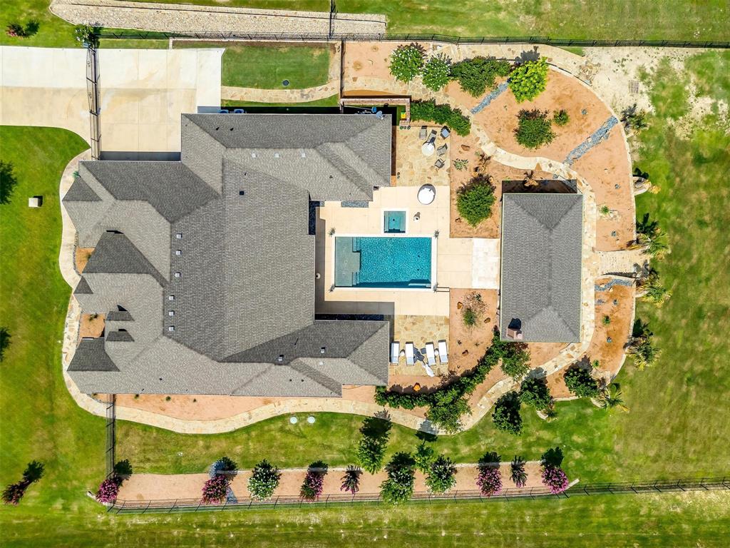 Bella Flora - Residential