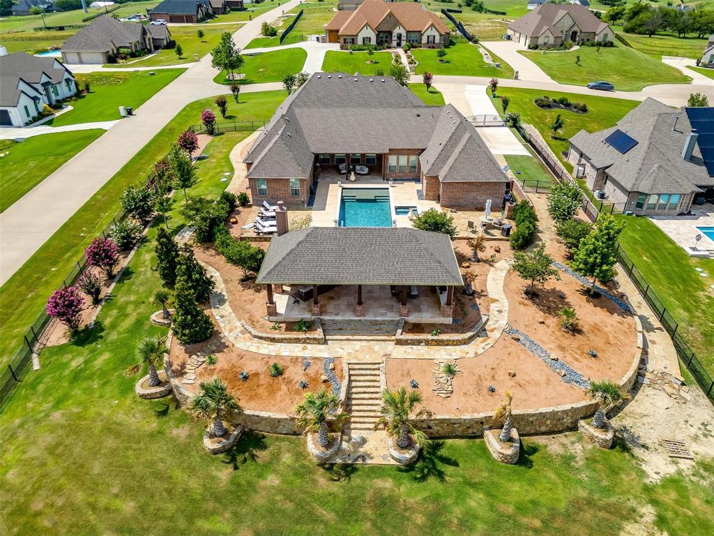 Bella Flora - Residential