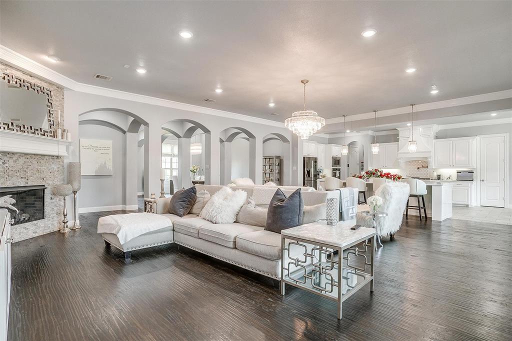 Bella Flora - Residential