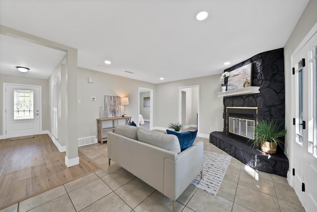 Walker Oaks Add - Residential