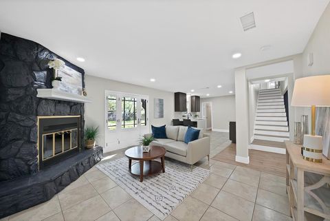 1213 Walker Drive Hurst TX 76053