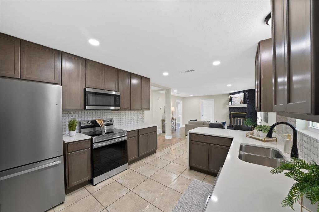 Walker Oaks Add - Residential