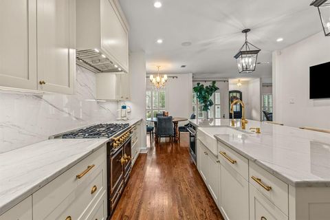 Tiny photo for 3913 Hamilton Avenue, Fort Worth, TX 76107 (MLS # 21101034)