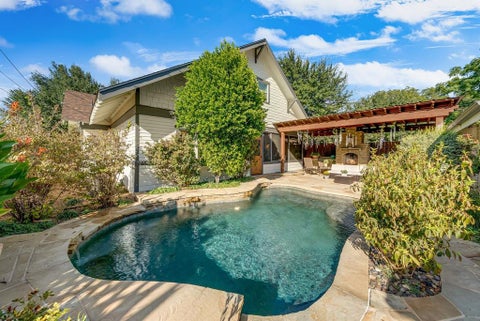 Tiny photo for 6002 Prospect Avenue, Dallas, TX 75206 (MLS # 21394480)