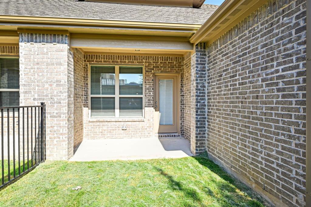 The Shops At Preston - Residential Lease