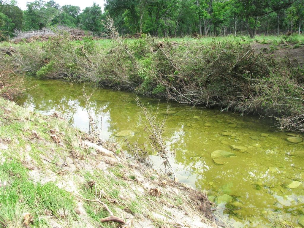 Rio Escondido - Land