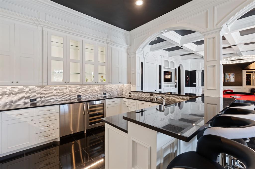 Old Orchard Country Estate Unrec - Residential