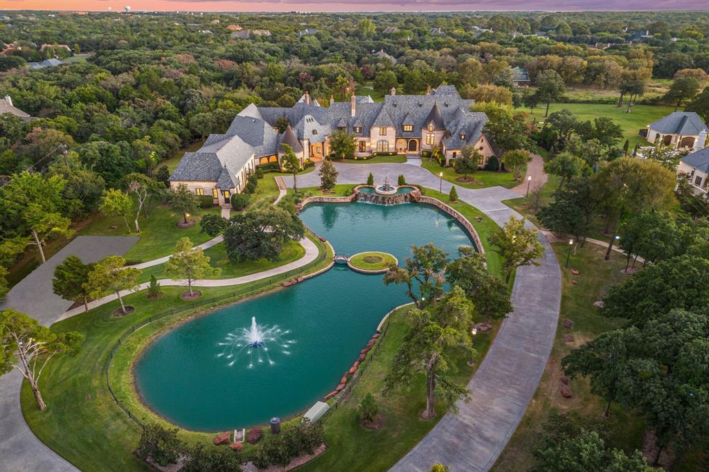 935 W Dove Road