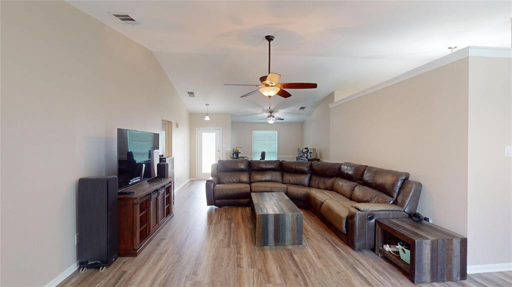 1317 Colonial Place