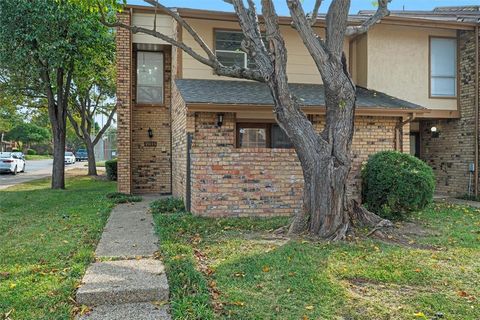 2014 Warnford Place Arlington TX 76015