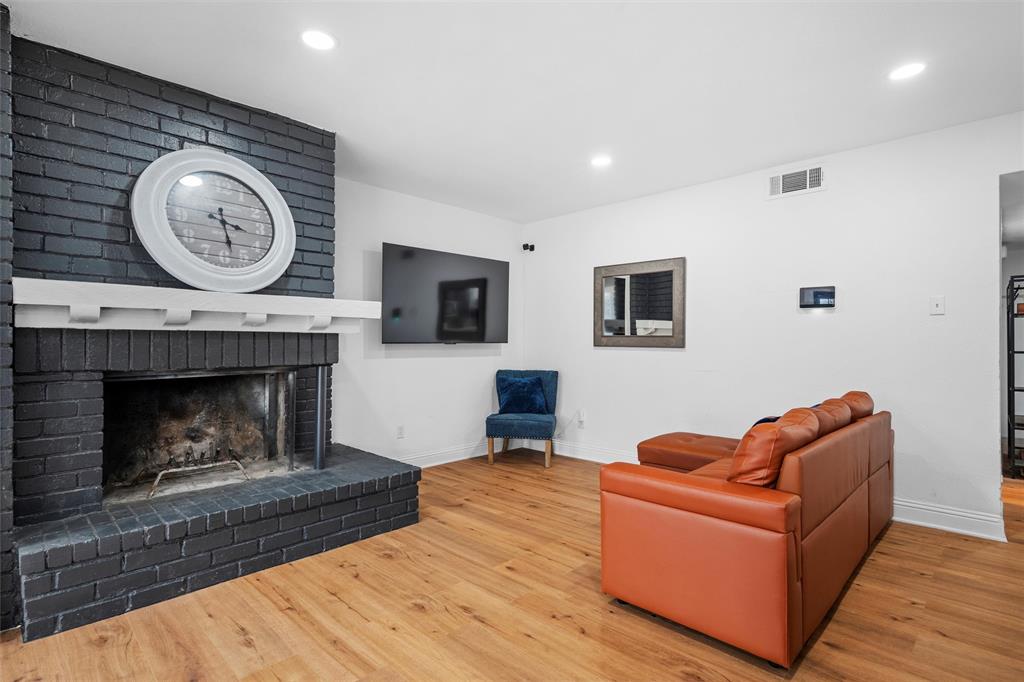 2014 Warnford Place