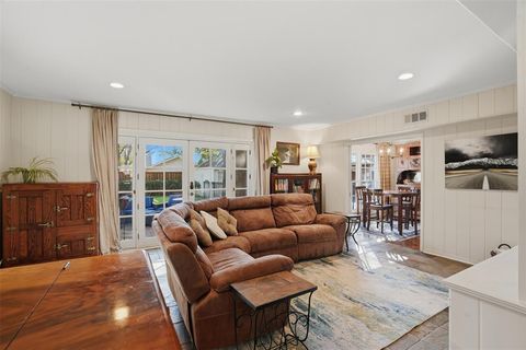 Tiny photo for 4421 Mockingbird Lane, Highland Park, TX 75205 (MLS # 21189219)