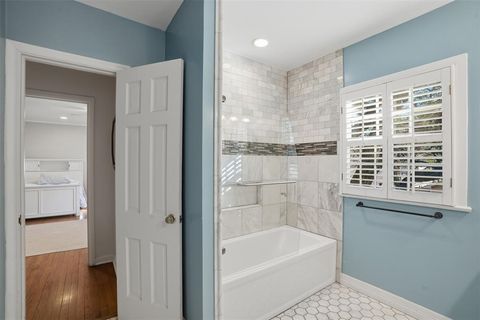 Tiny photo for 4421 Mockingbird Lane, Highland Park, TX 75205 (MLS # 21189219)