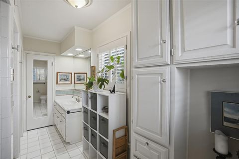 Tiny photo for 4421 Mockingbird Lane, Highland Park, TX 75205 (MLS # 21189219)