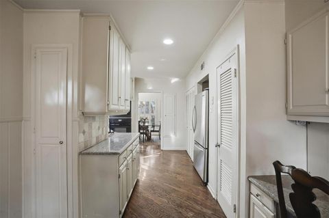 Tiny photo for 4421 Mockingbird Lane, Highland Park, TX 75205 (MLS # 21189219)