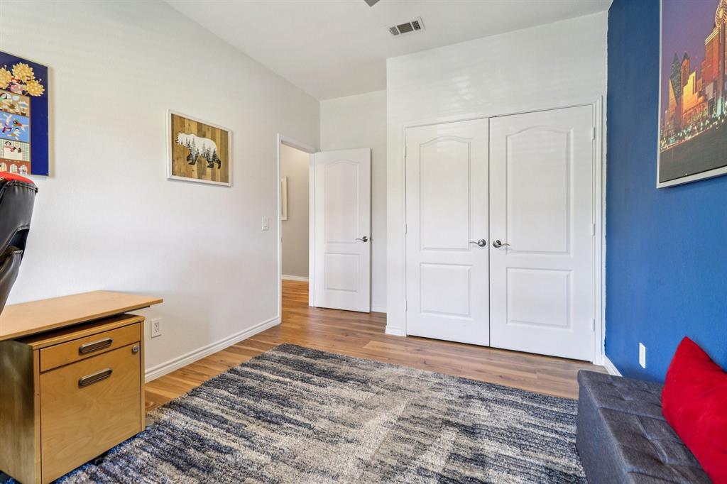 Hunters Glen Ten - Residential