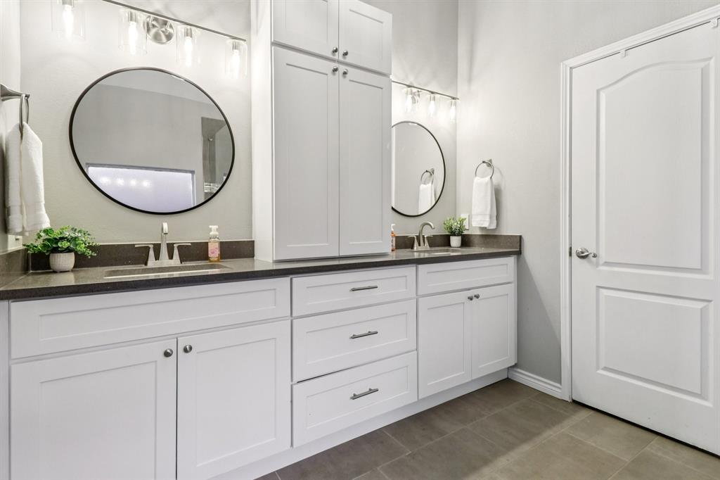 Hunters Glen Ten - Residential