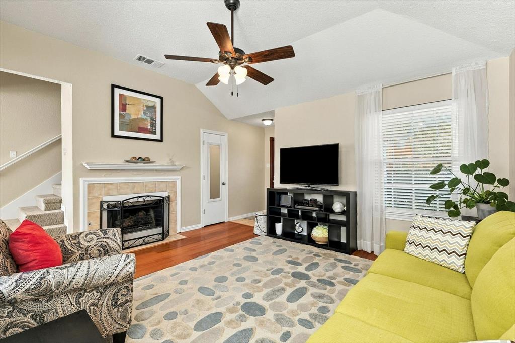 2524 Brooke Trail