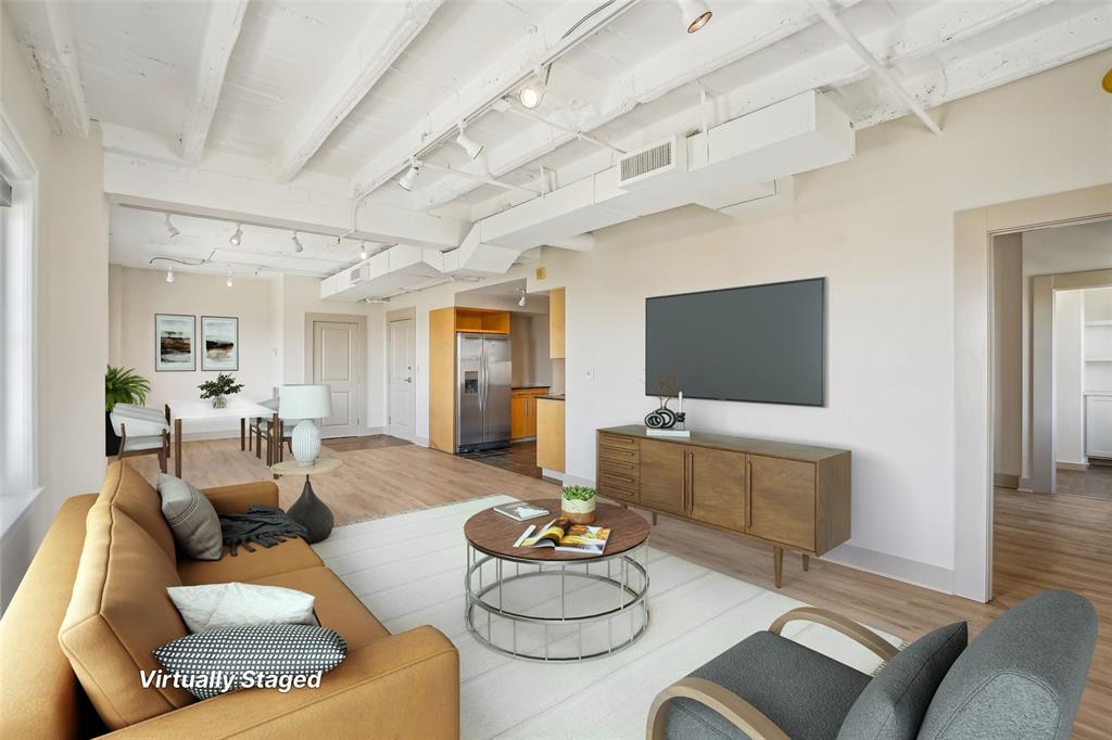 Lake Cliff Tower Condominiums - Residential