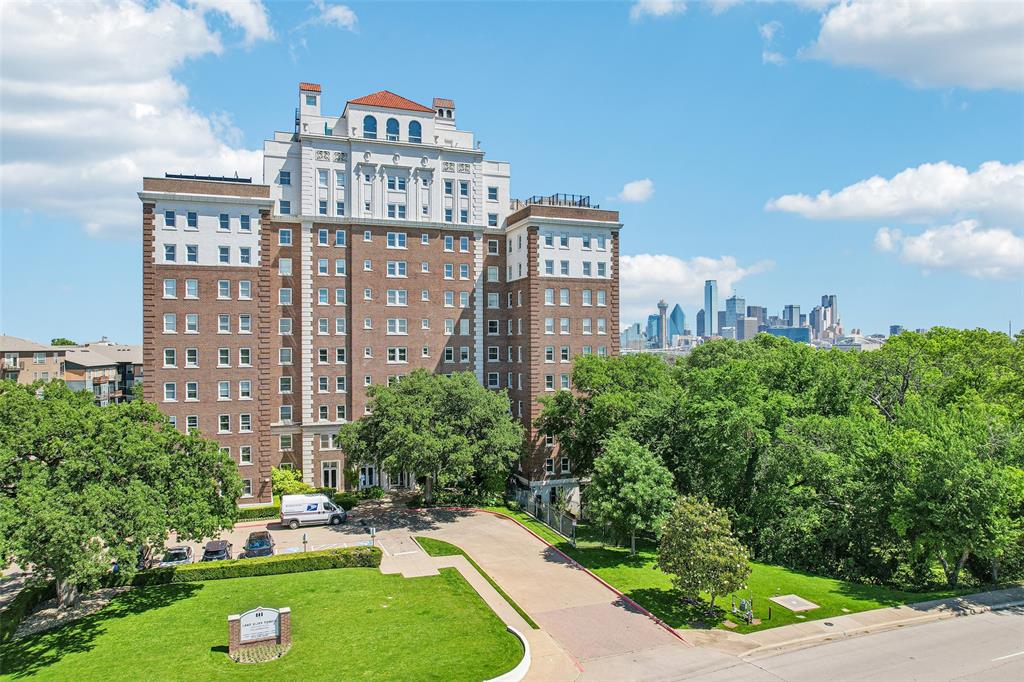 Lake Cliff Tower Condominiums - Residential