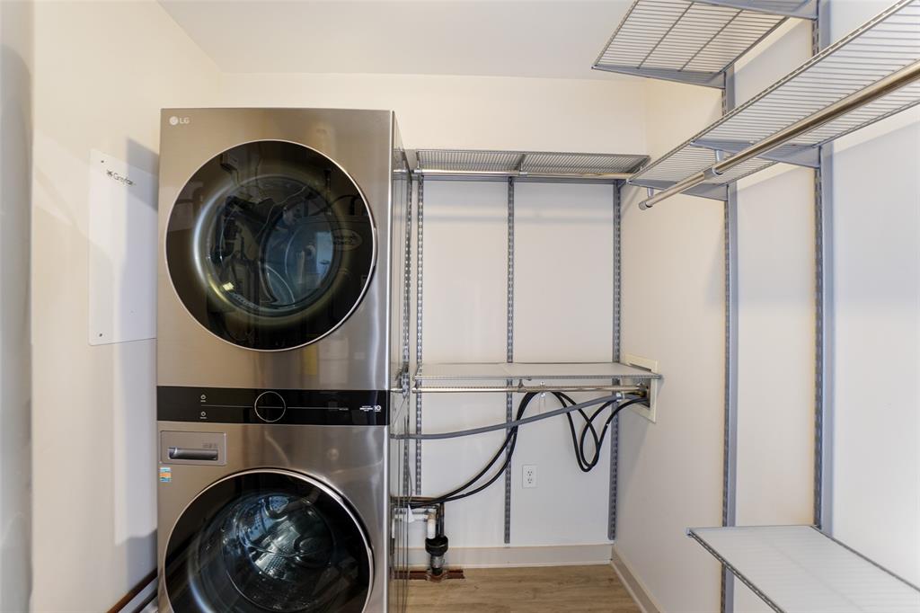 Lake Cliff Tower Condominiums - Residential