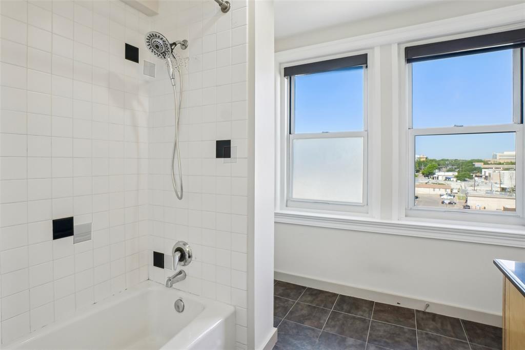 Lake Cliff Tower Condominiums - Residential