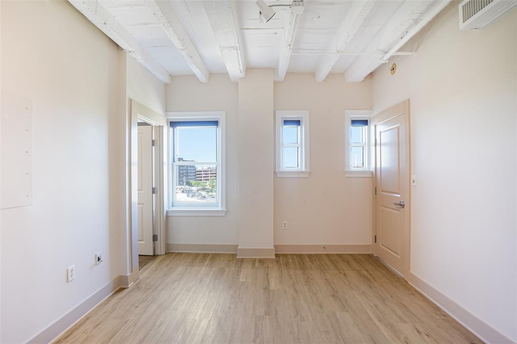 Lake Cliff Tower Condominiums - Residential