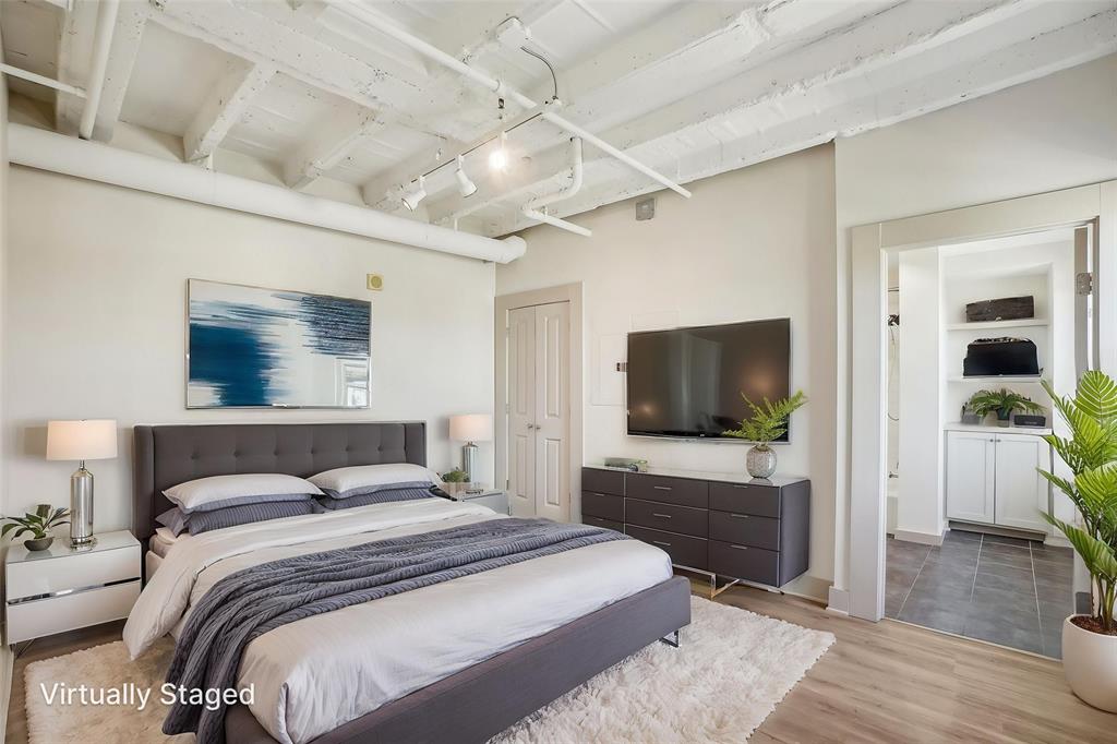 Lake Cliff Tower Condominiums - Residential