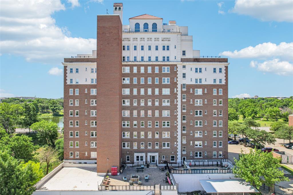 Lake Cliff Tower Condominiums - Residential