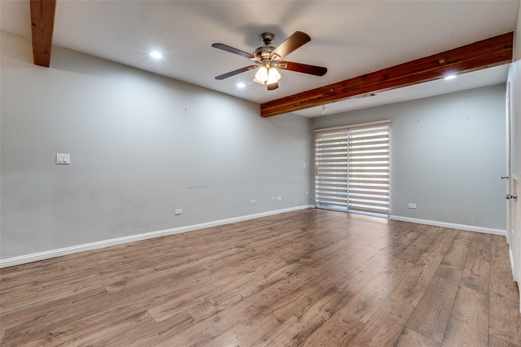 4231 Travis Street 20