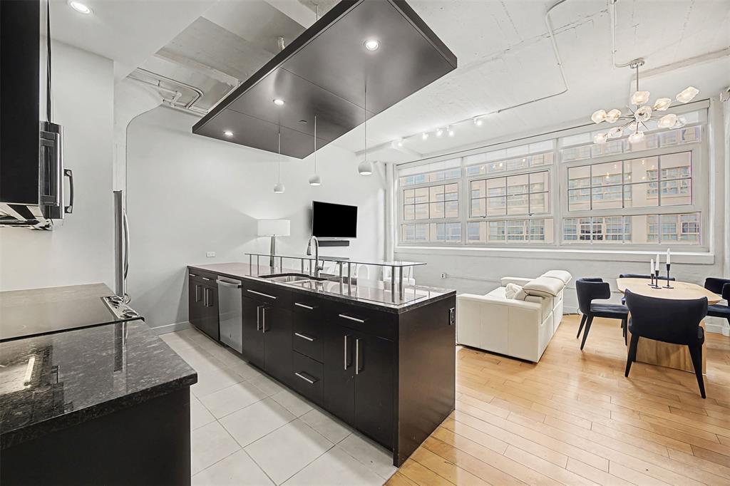 One Montgomery Plaza Residence Condo - Residential