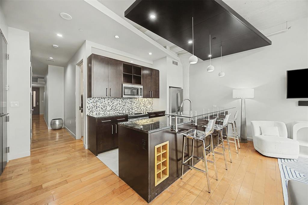 One Montgomery Plaza Residence Condo - Residential