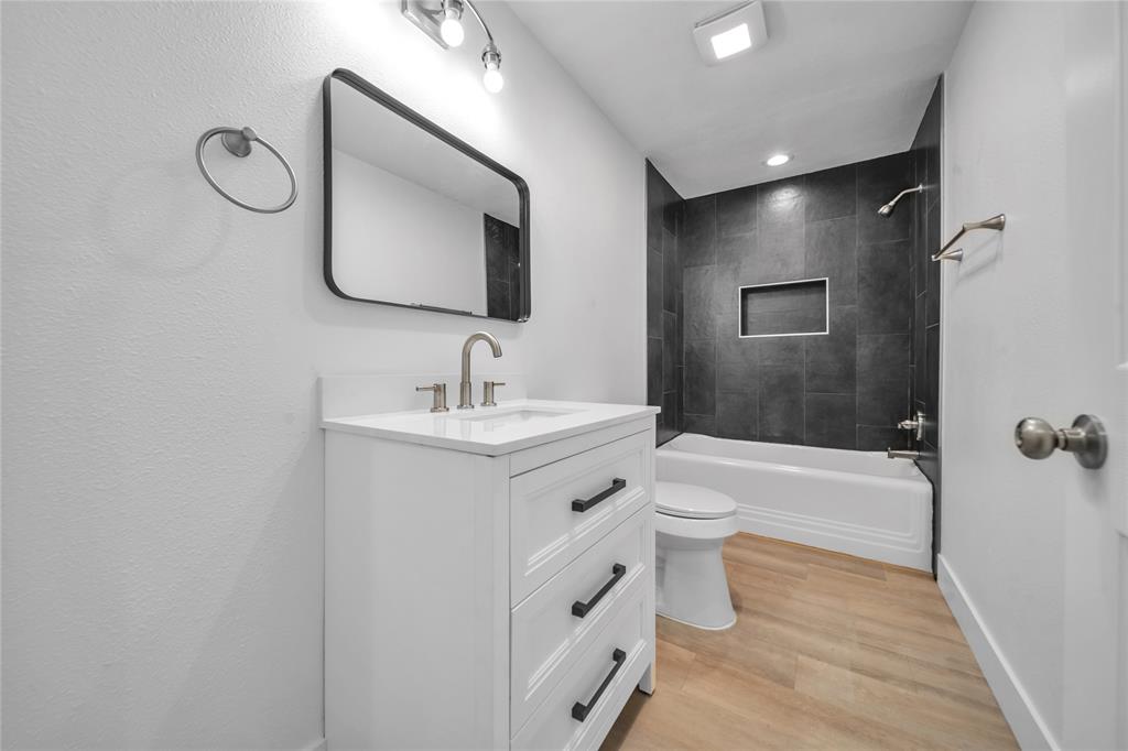 Orig Town Of Greenville - Residential