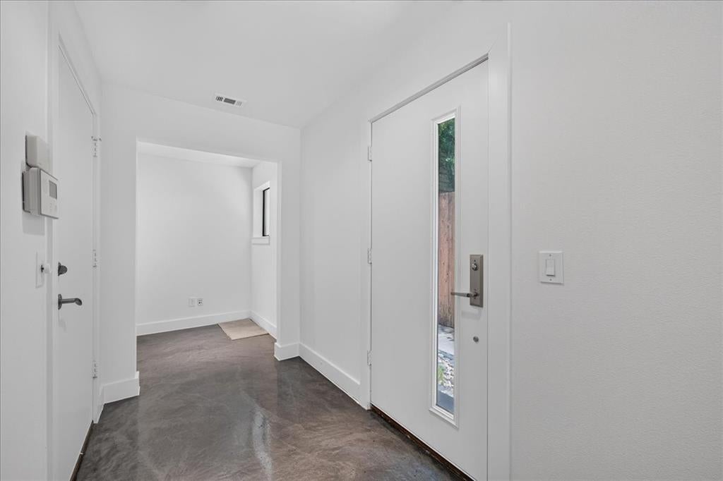 3930 Bowser Avenue 12