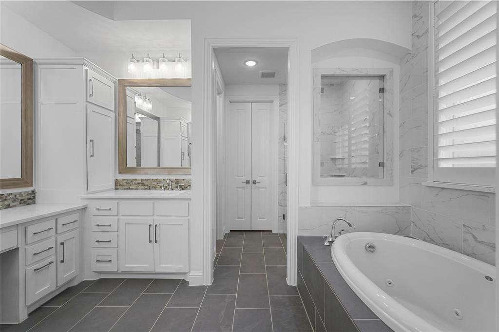 Little Elm, Texas 75068, United States, 4 Bedrooms Bedrooms, ,4 BathroomsBathrooms,Residential,Active,96117