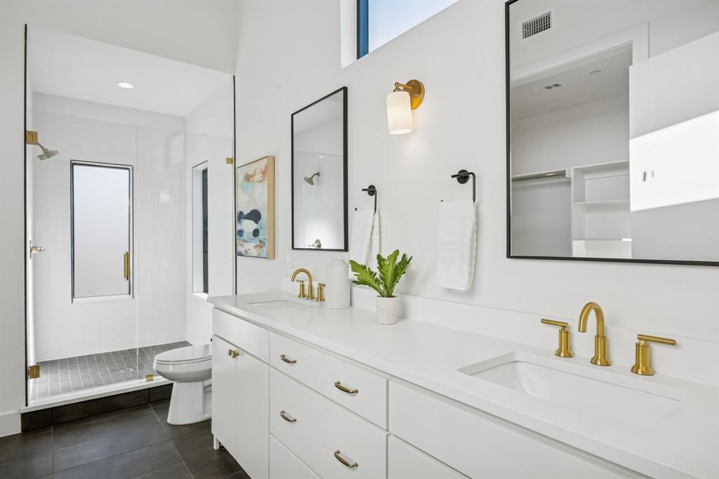 Hoods J T - Residential Income