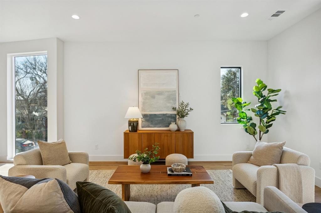 Hoods J T - Residential Income