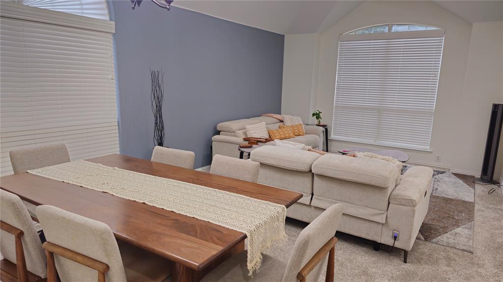 3002 Manor Green Boulevard