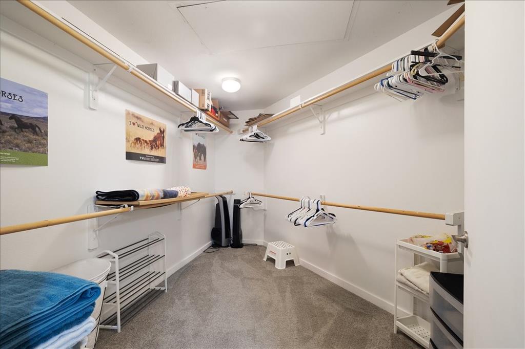 Alix Condos - Residential