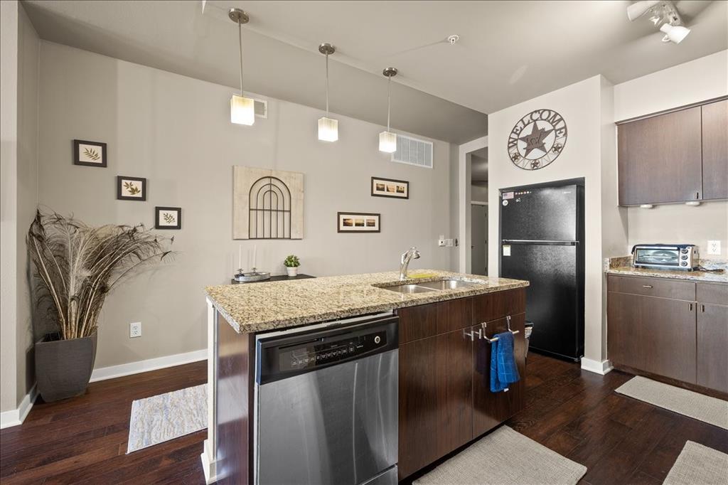 Alix Condos - Residential