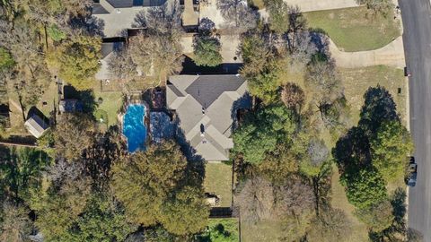 A home in Hudson Oaks