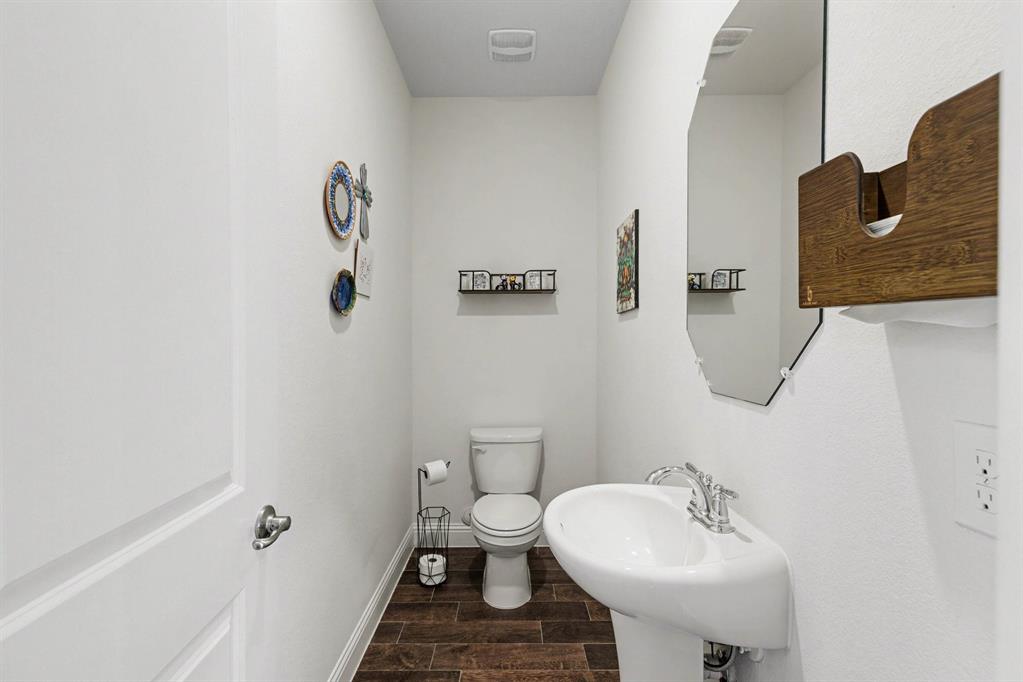 1236 Ridgeline Street