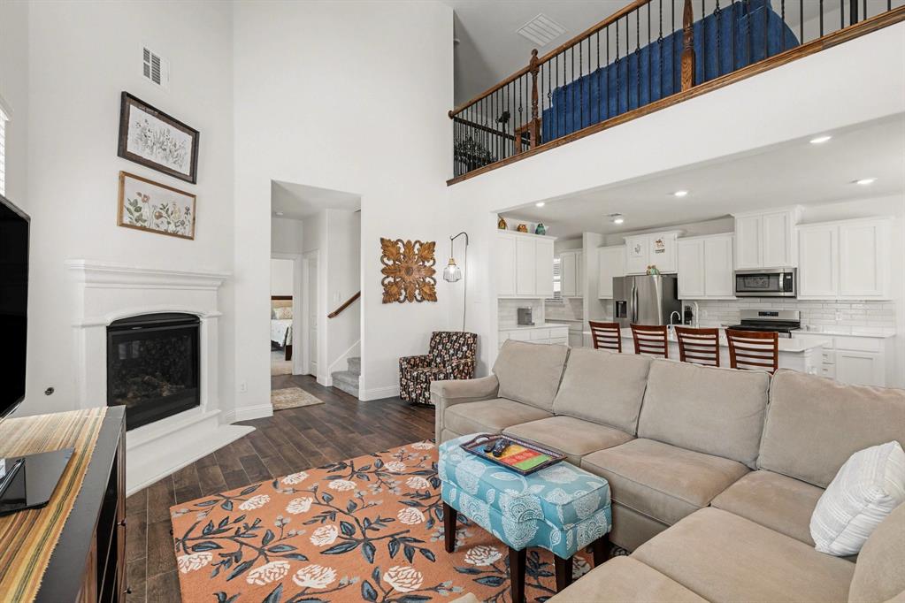 1236 Ridgeline Street