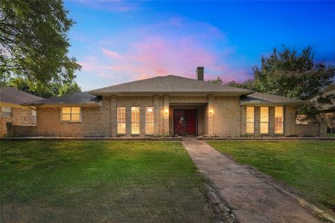 9706 Trevor Drive Dallas TX 75243